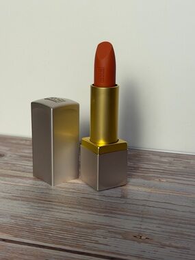 Elizabeth Arden Lipstick - 102 Embrace Pink